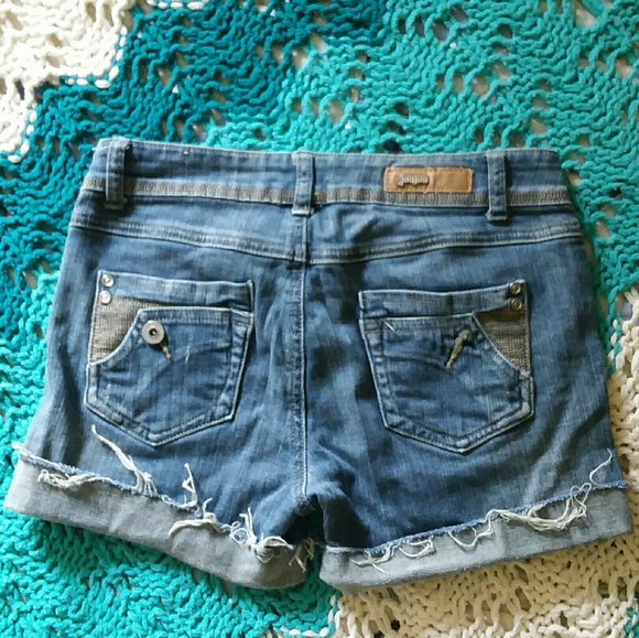 Joujou Royale Jean Shorts - Picture 3 of 5